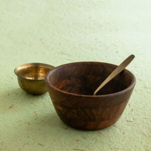 Dona---Serving-Bowl-in-Sheesham-Wood-(Medium)-Jugmug-Tela
